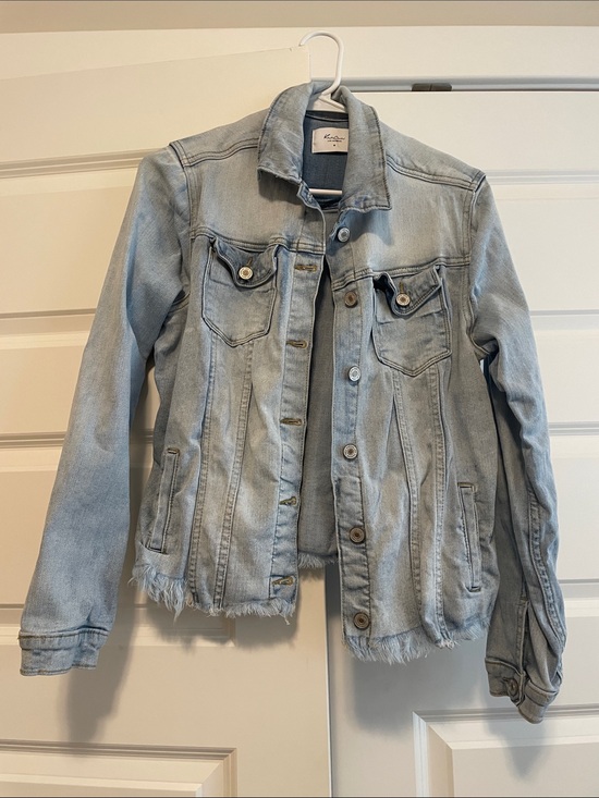 KanCan Jackets & Blazers - KanCan Light Wash Denim Jacket - Light Blue